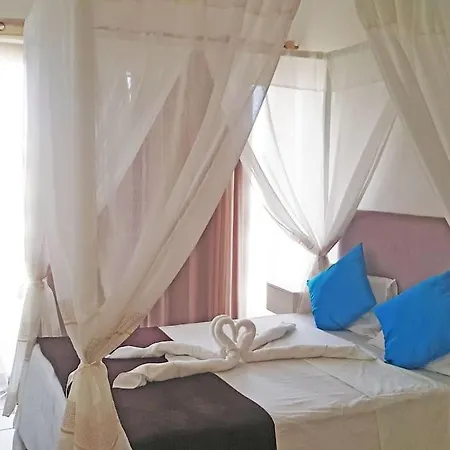 Lovely 3-Bedroom At Azuri Ocean & Golf Village Roches Noires Exterior photo